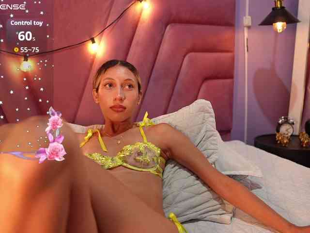 Beautifulskinny18 webcam