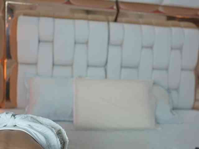 Beautifulskinny18 webcam