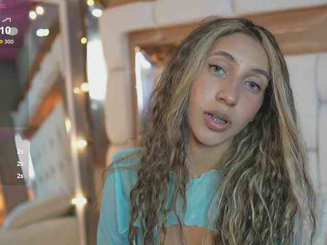 Beautifulskinny18 webcam