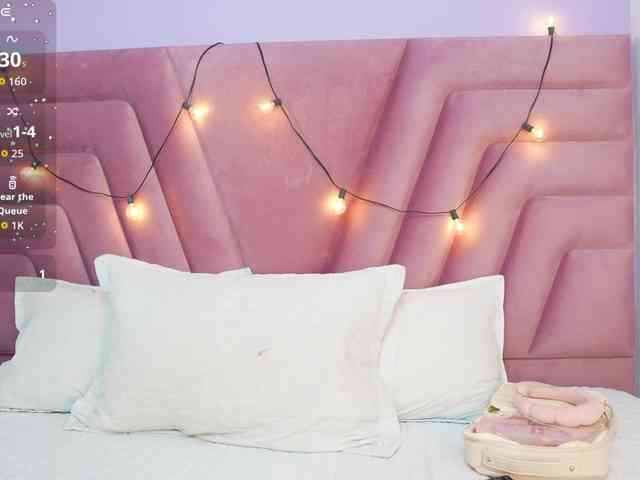 Модель: Beautifulskinny18