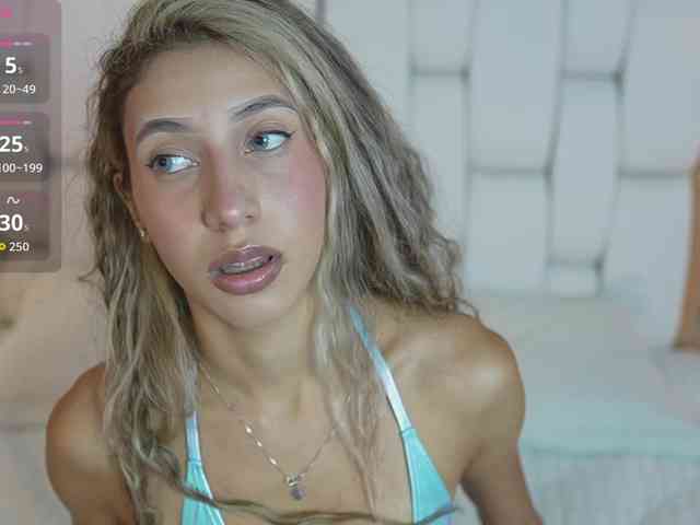 Beautifulskinny18 webcam