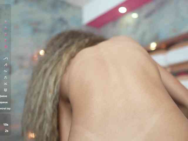 Beautifulskinny18 webcam