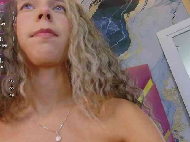 Beautifulskinny18 webcam