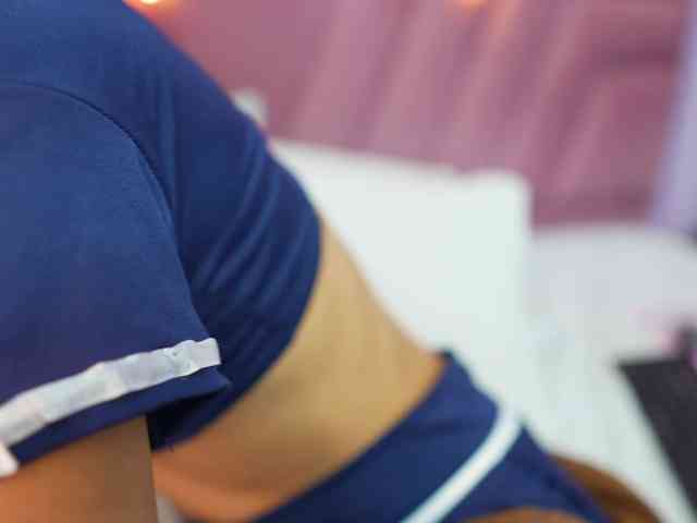 Beautifulskinny18 webcam