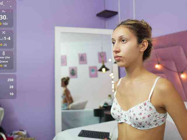 Beautifulskinny18 webcam