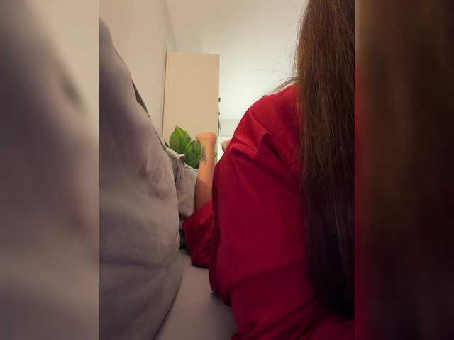 Kitiiiket live cam on BongaCams