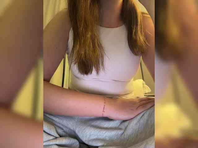 Lizzzi webcam