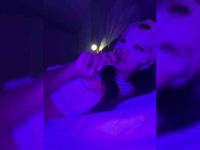 Lizzzi webcam