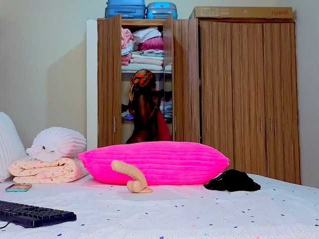 velvet_vienna live cam preview