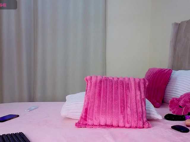 Keishakrish live cam on BongaCams