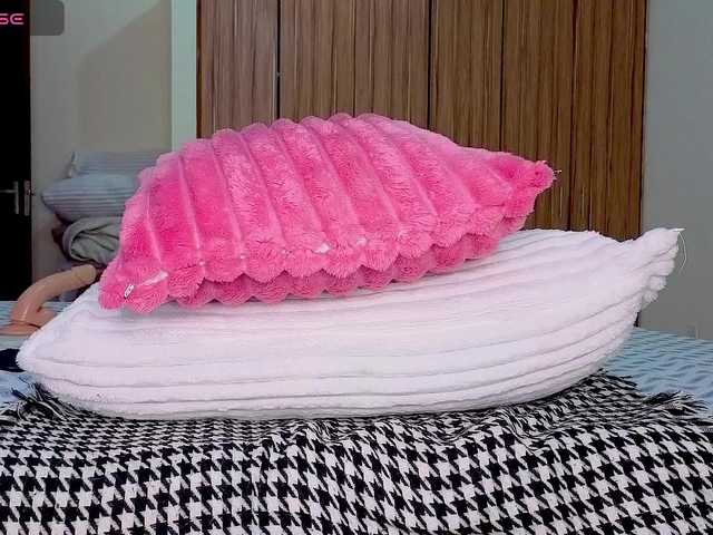 Keishakrish live cam on BongaCams