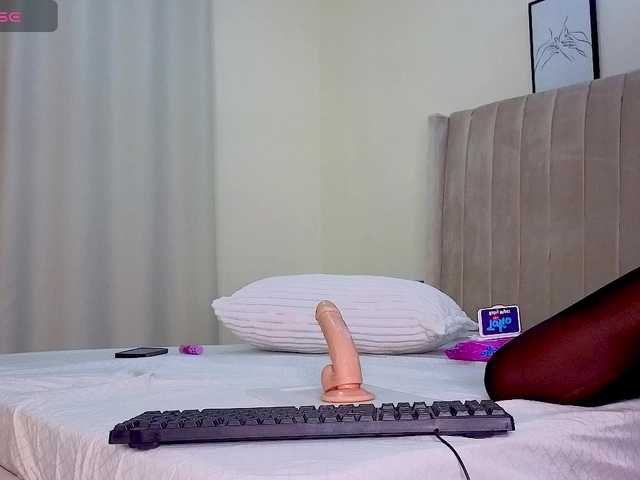 Keishakrish live cam on BongaCams