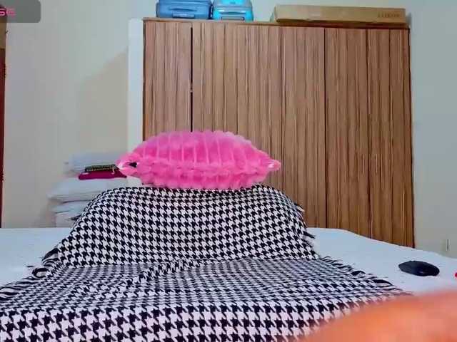 Keishakrish live cam on BongaCams