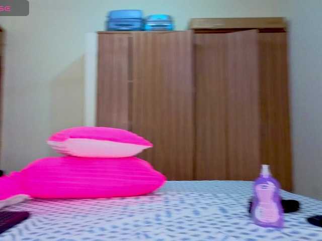 Keishakrish live cam on BongaCams
