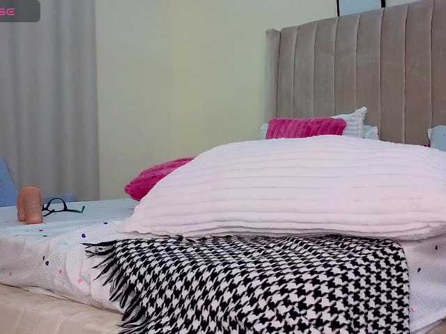 Keishakrish live cam on BongaCams