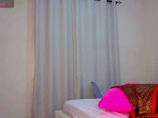 Keishakrish live cam on BongaCams