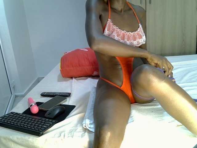 aphroditeseduction live cam on BongaCams