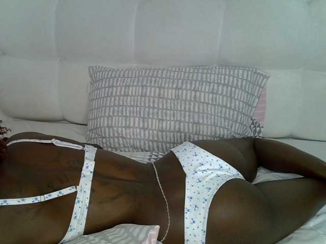aphroditeseduction live cam on BongaCams