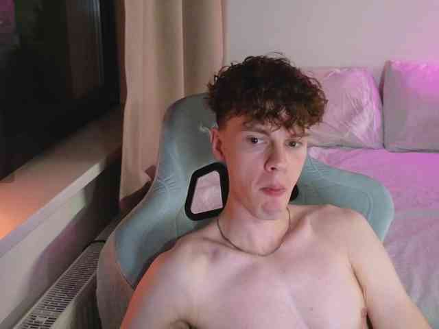 CuteThomas Sex Cam Show