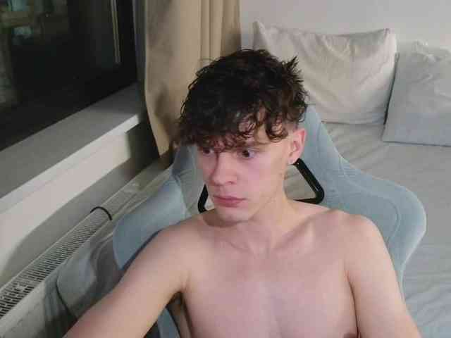 CuteThomas CuteThomas