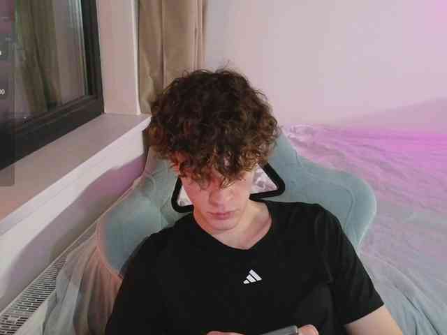 CuteThomas