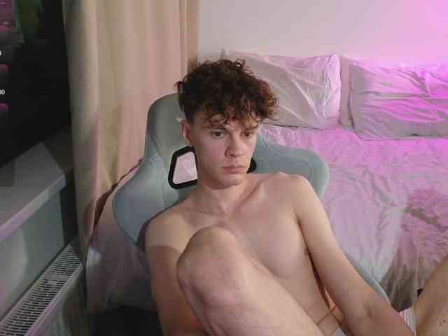 CuteThomas Sex Cam Show