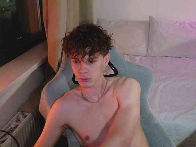 CuteThomas CuteThomas