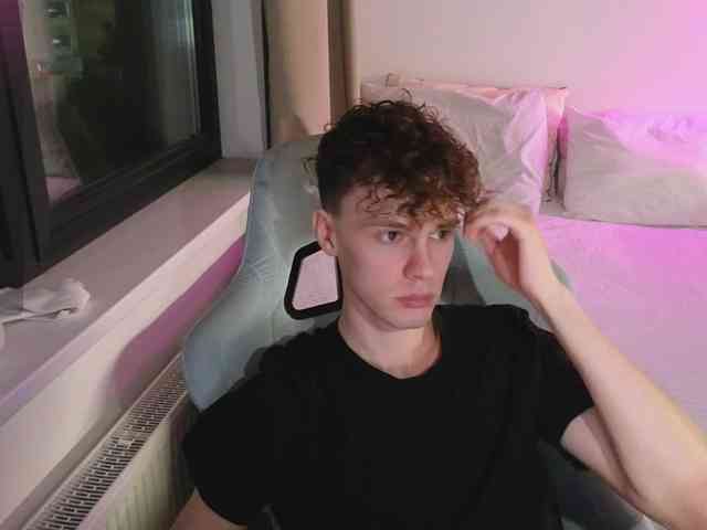 CuteThomas Sex Cam Show