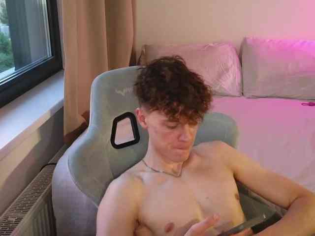 CuteThomas Sex Cam Show