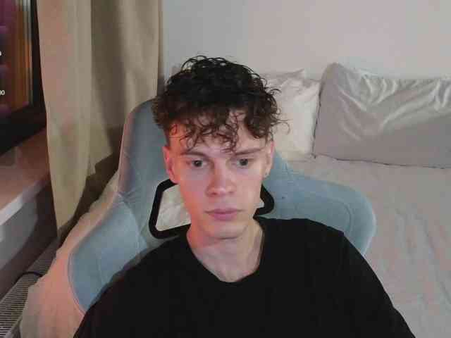 CuteThomas Sex Cam Show