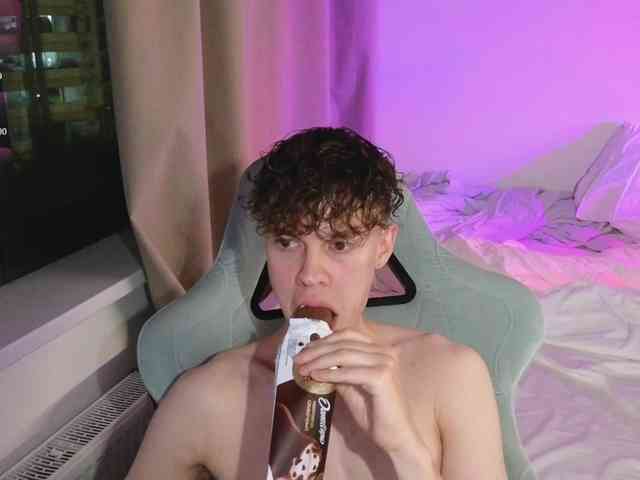 CuteThomas CuteThomas
