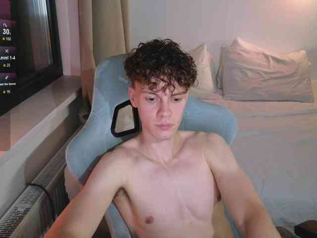 CuteThomas Sex Cam Show