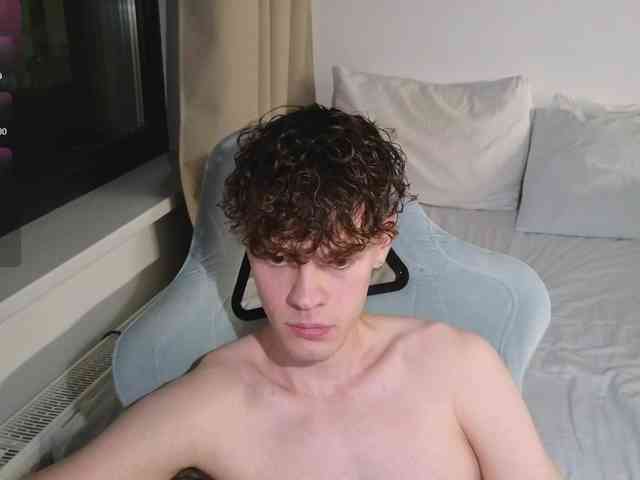 CuteThomas CuteThomas