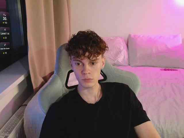 CuteThomas Sex Cam Show