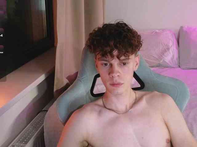 CuteThomas Sex Cam Show
