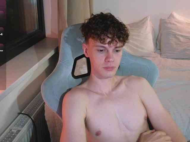 CuteThomas Sex Cam Show