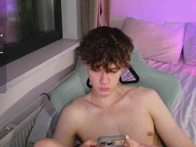 CuteThomas CuteThomas