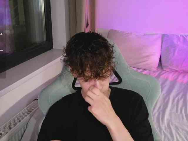 CuteThomas CuteThomas