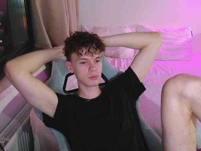 CuteThomas CuteThomas