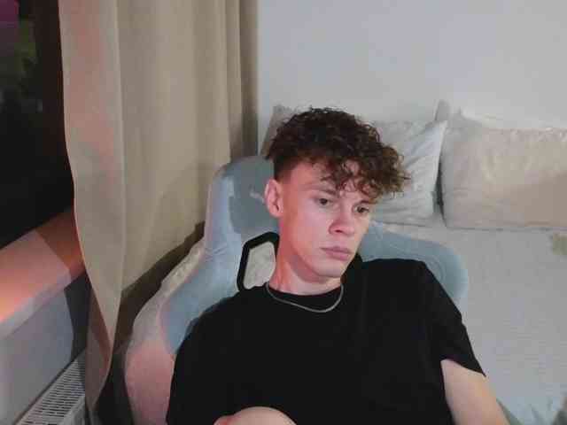 CuteThomas Sex Cam Show