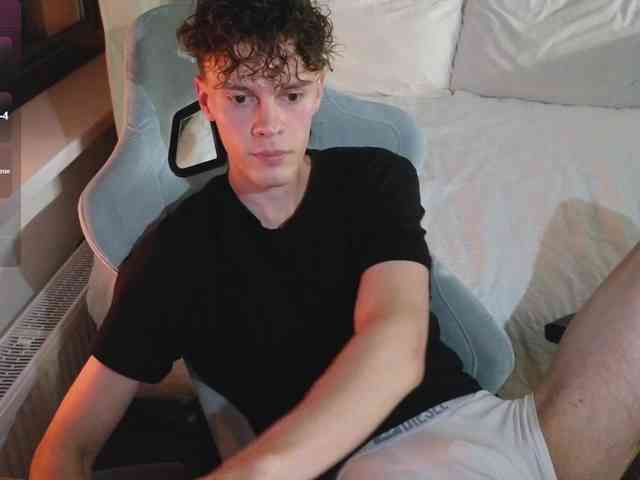CuteThomas Sex Cam Show