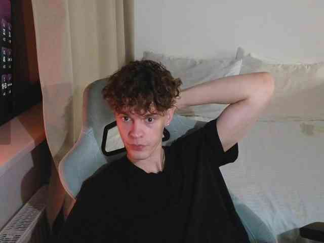 CuteThomas CuteThomas