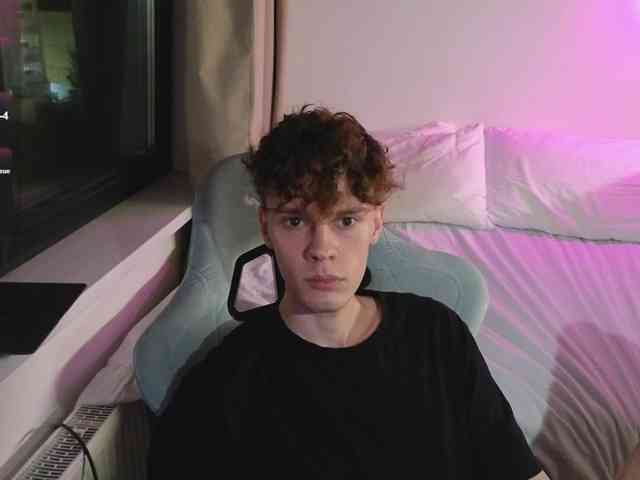 CuteThomas CuteThomas