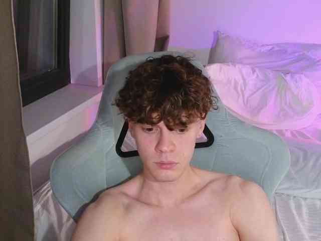CuteThomas CuteThomas