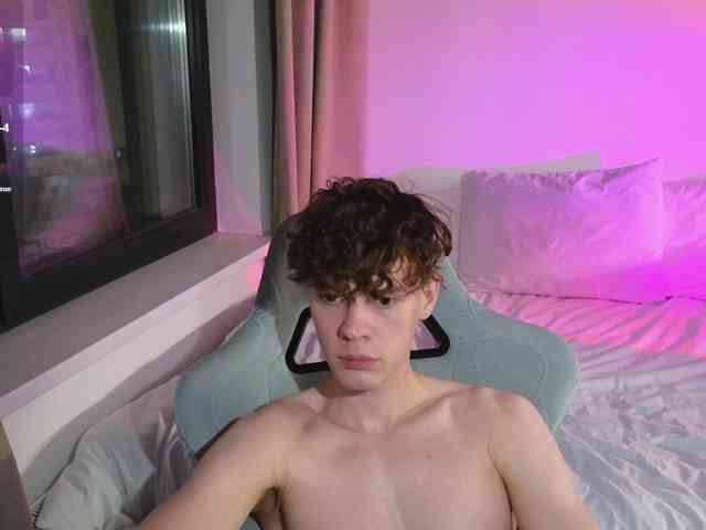 CuteThomas CuteThomas