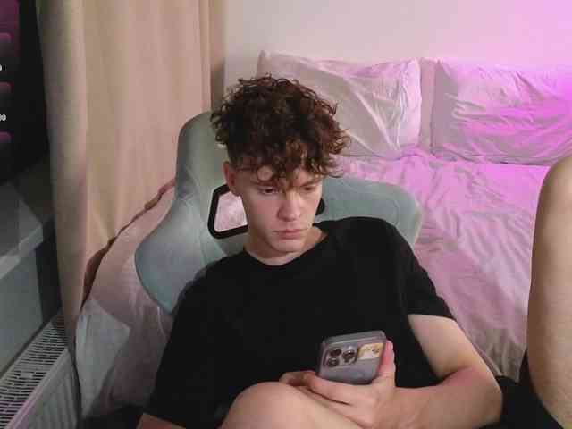 CuteThomas Sex Cam Show