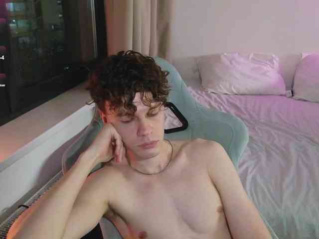 CuteThomas CuteThomas