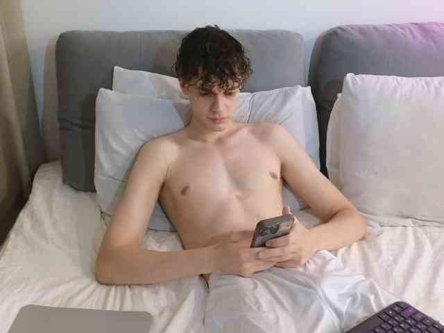 CuteThomas