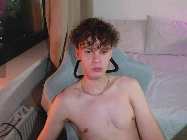CuteThomas CuteThomas
