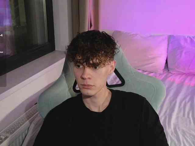 CuteThomas CuteThomas